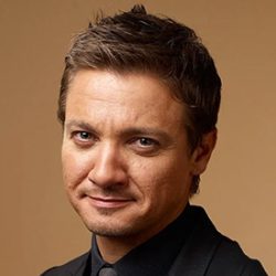 Jeremy-Renner-profile